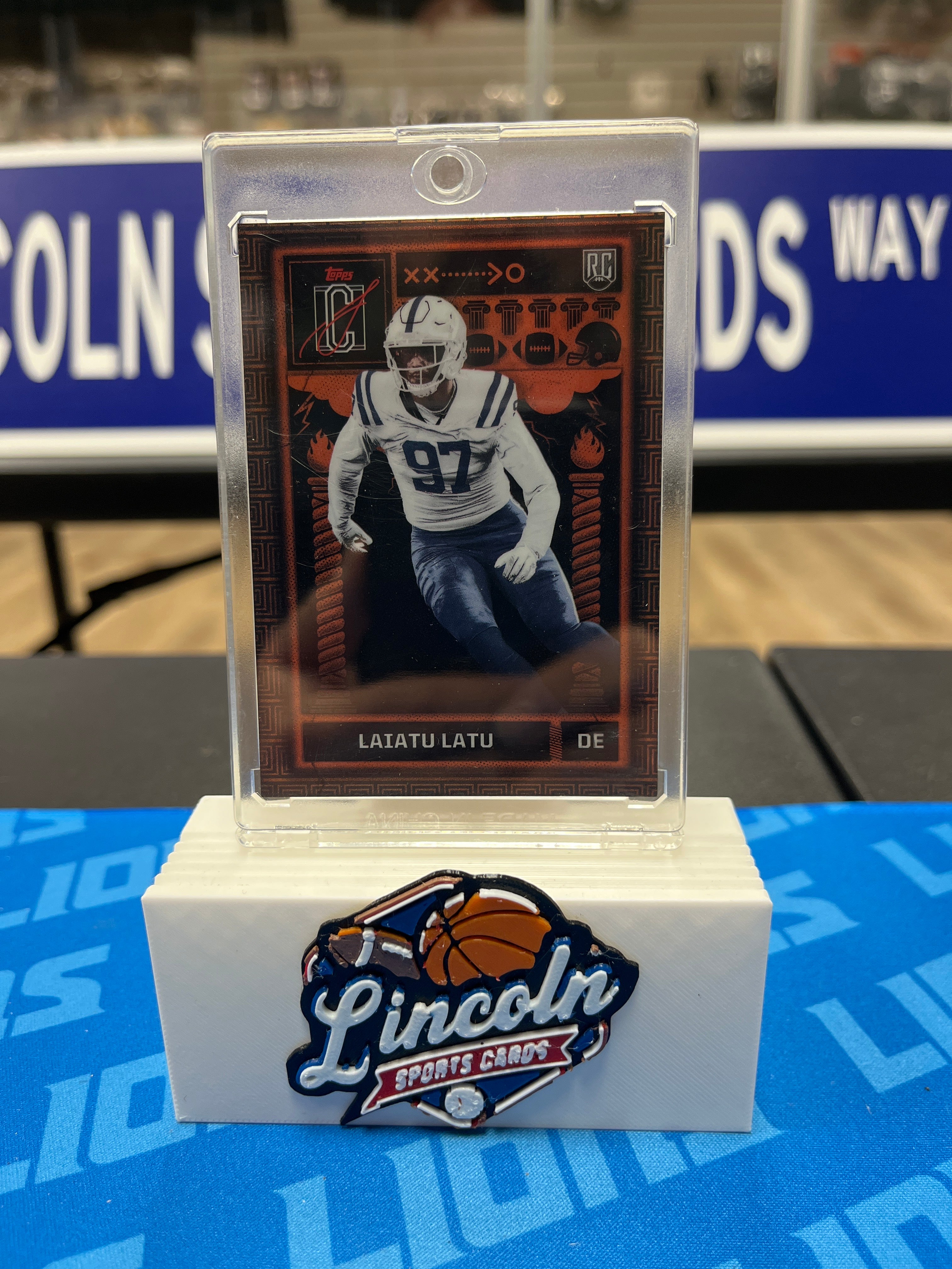 2024 Topps Signatures Laiatu Latu Odyssey Case Hit