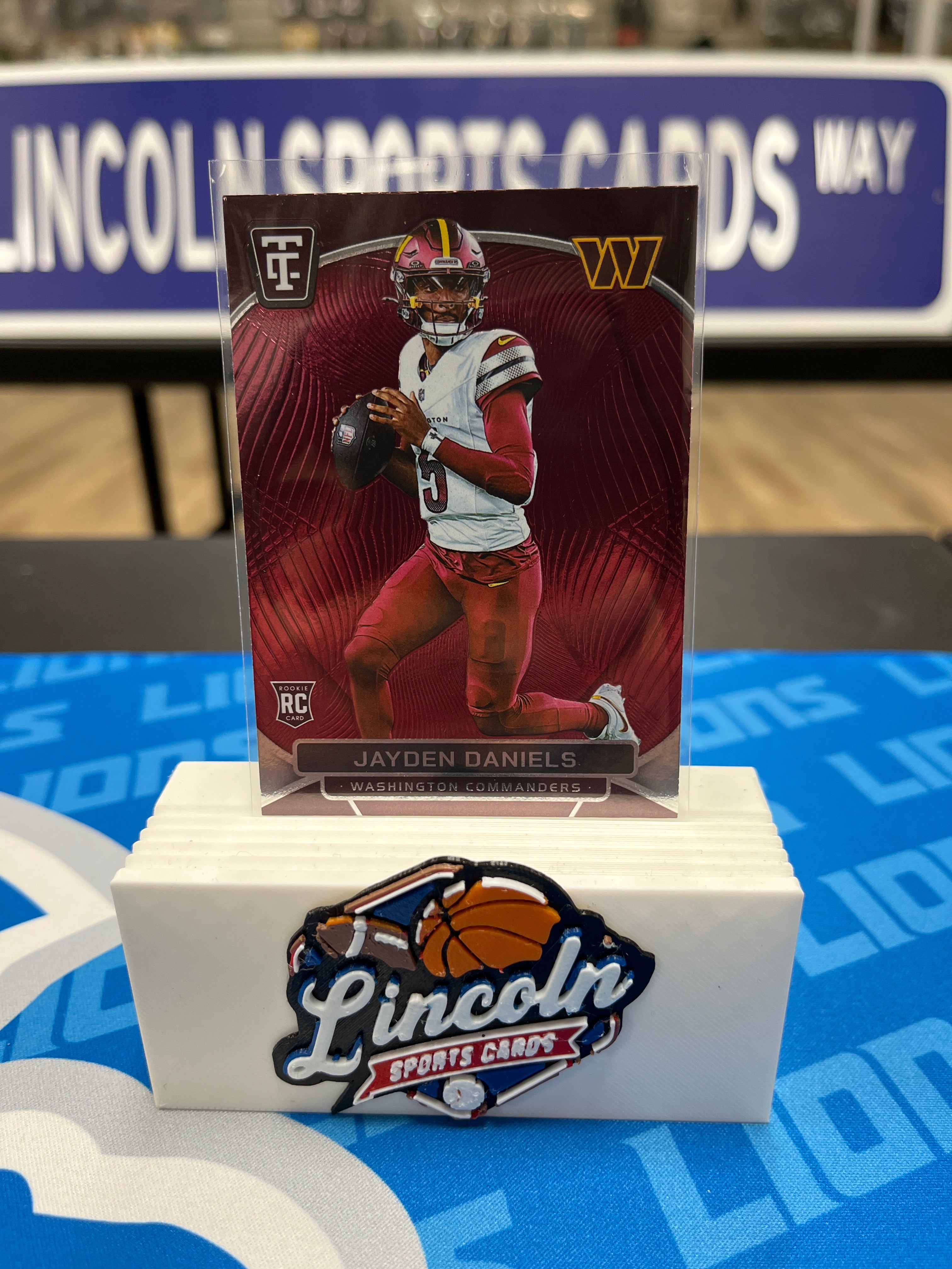 2024 Totally Certified Jayden Daniels Maroon Rookie Parallel