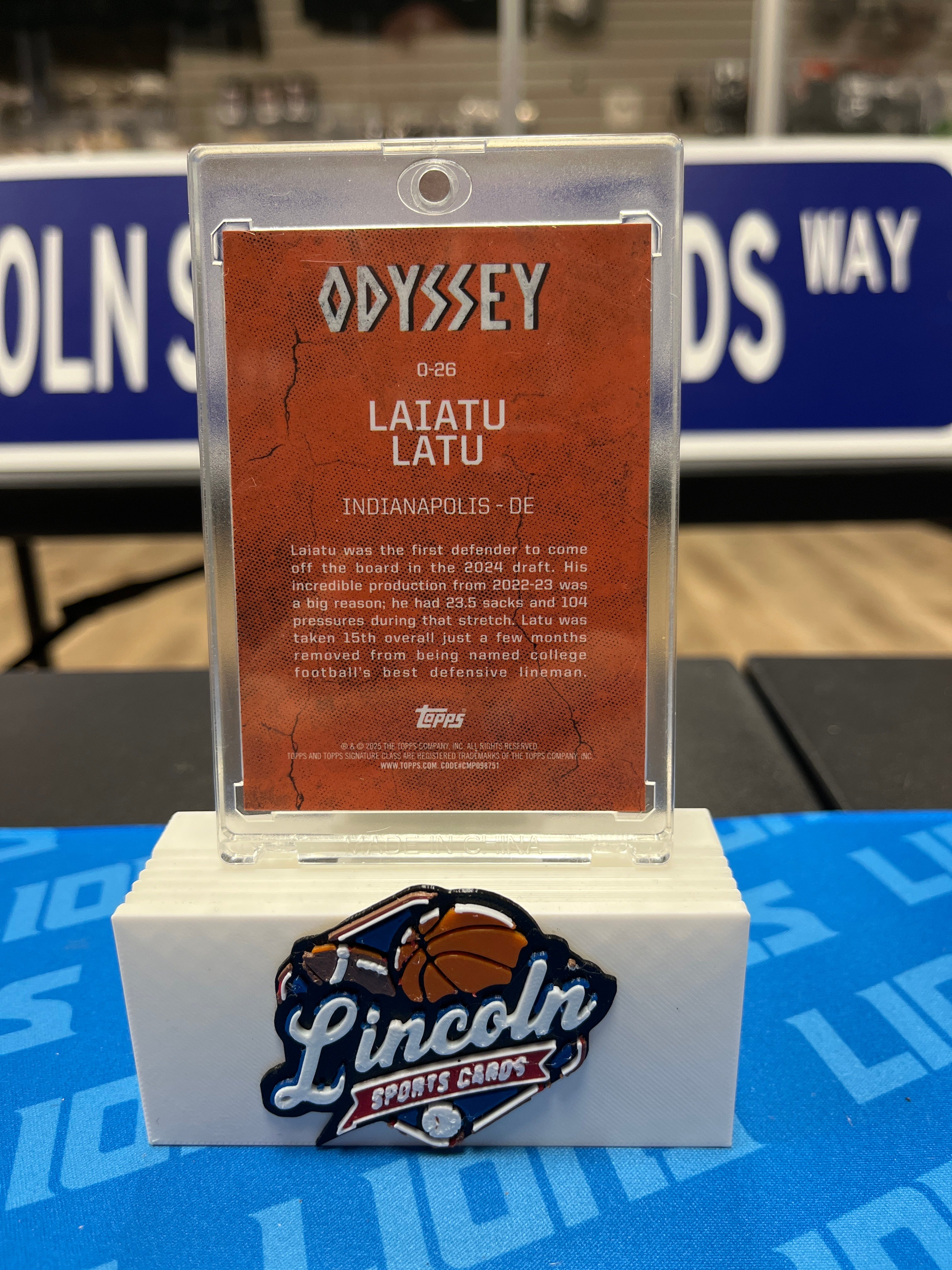 2024 Topps Signatures Laiatu Latu Odyssey Case Hit